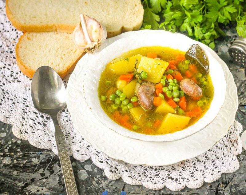 Салат с кальмарами и яйцом: 8 самых вкусных рецептов
