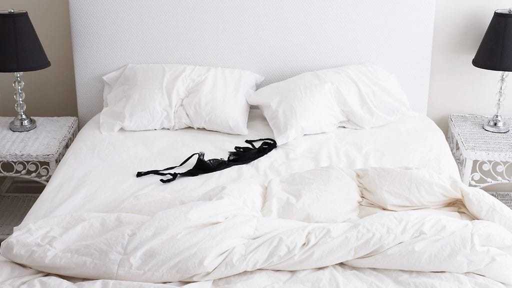 К чему снится постель — сонник, заправлять и убирать грязную или мокрую постель во сне