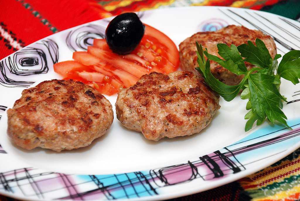 Котлеты из куриной грудки : сочные, мягкие и потрясающе вкусные