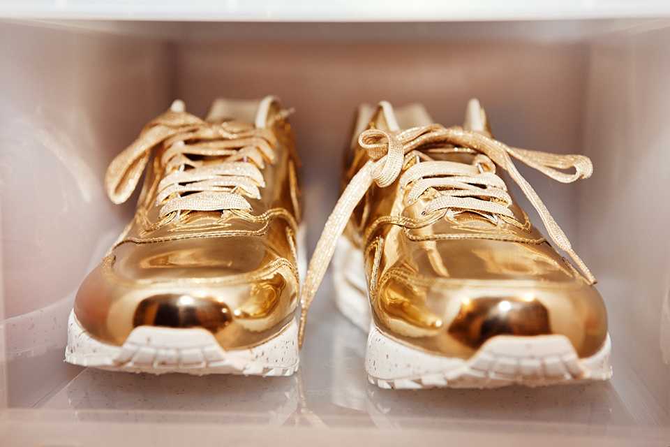 Nike air jordan 4 как отличить оригинальные кроссовки от поддельных