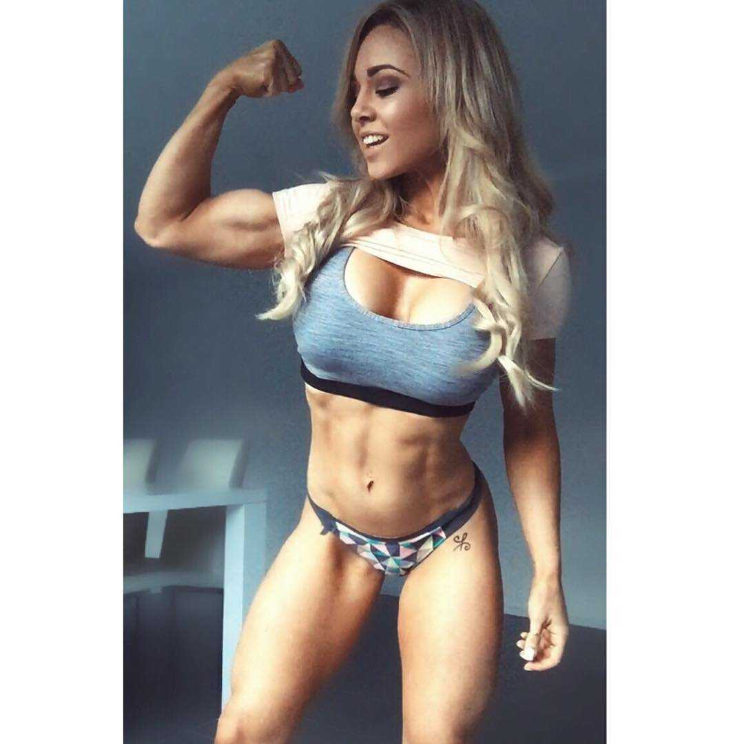 Stephanie sanzo - greatest physiques