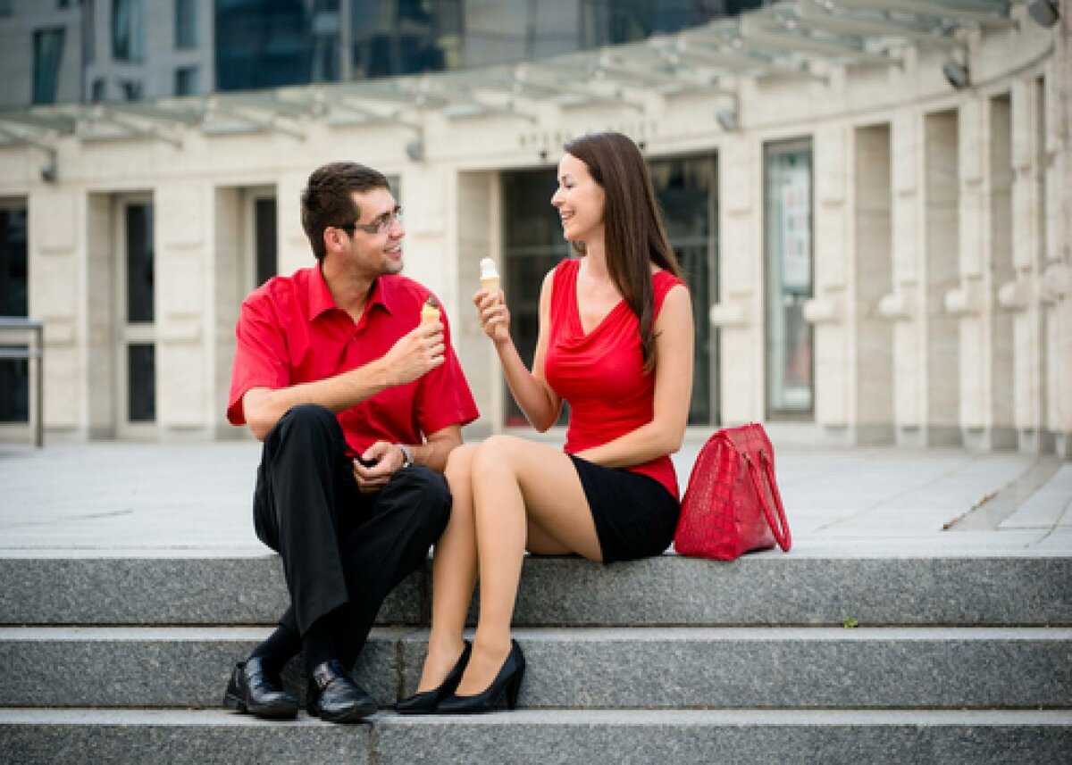 Как познакомиться с парнем на улице? 4 правила и 6 способов знакомства