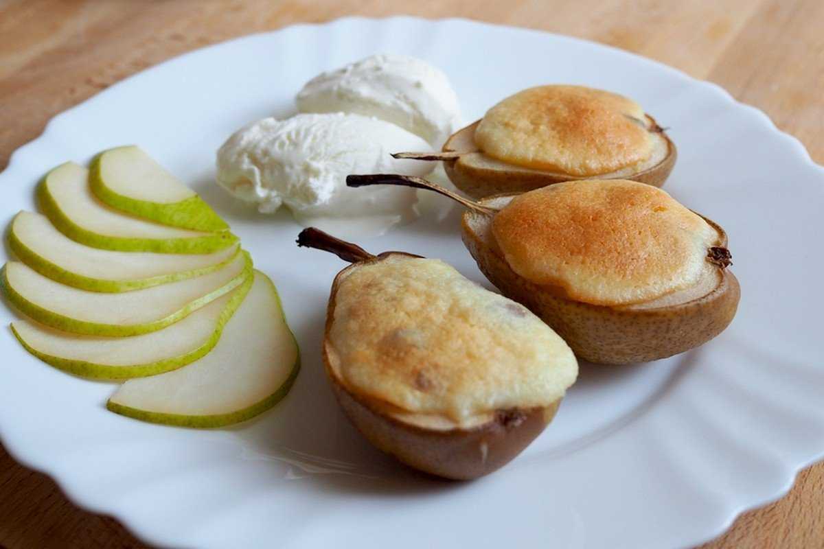 Запеченные груши в духовке, микроволновке: простые рецепты с фото. как запечь груши: с корицей, медом, сыром, творогом